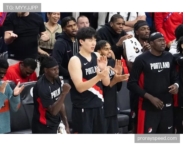 开拓者118-106战胜鹈鹕,霍勒迪27分主场取胜